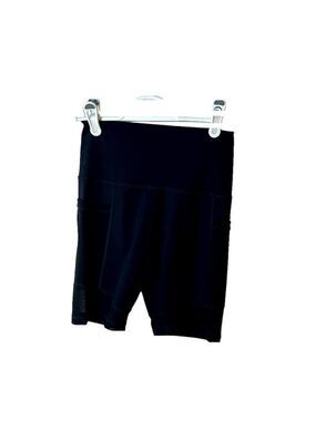 Aerie Chill play move feel cool medium support high-rise bike Shorts Med